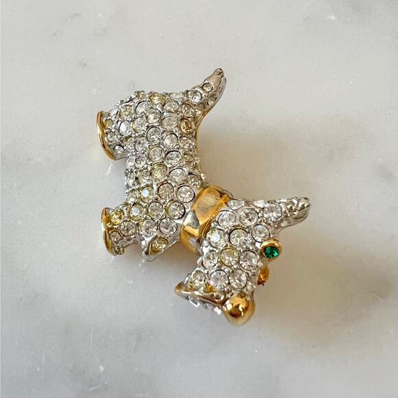 Vintage Rhinestone Scottish Terrier Dog Brooch / Embellished Scottie Pin - Picture 2 of 6